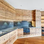Sport Club Residences & 克莱恩 蒙塔纳