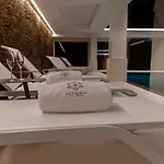 Sport Club Residences & 克莱恩 蒙塔纳